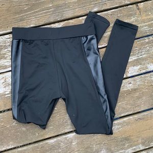 Black leggings with faux leather sides